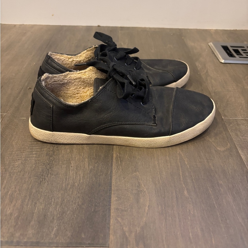 TOMS Women's Paseo Faux Fur Interior Sneakers